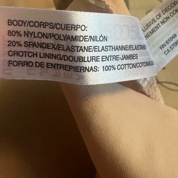 WACOAL perfectly placed brief size 2XL NWT - Picture 7 of 7